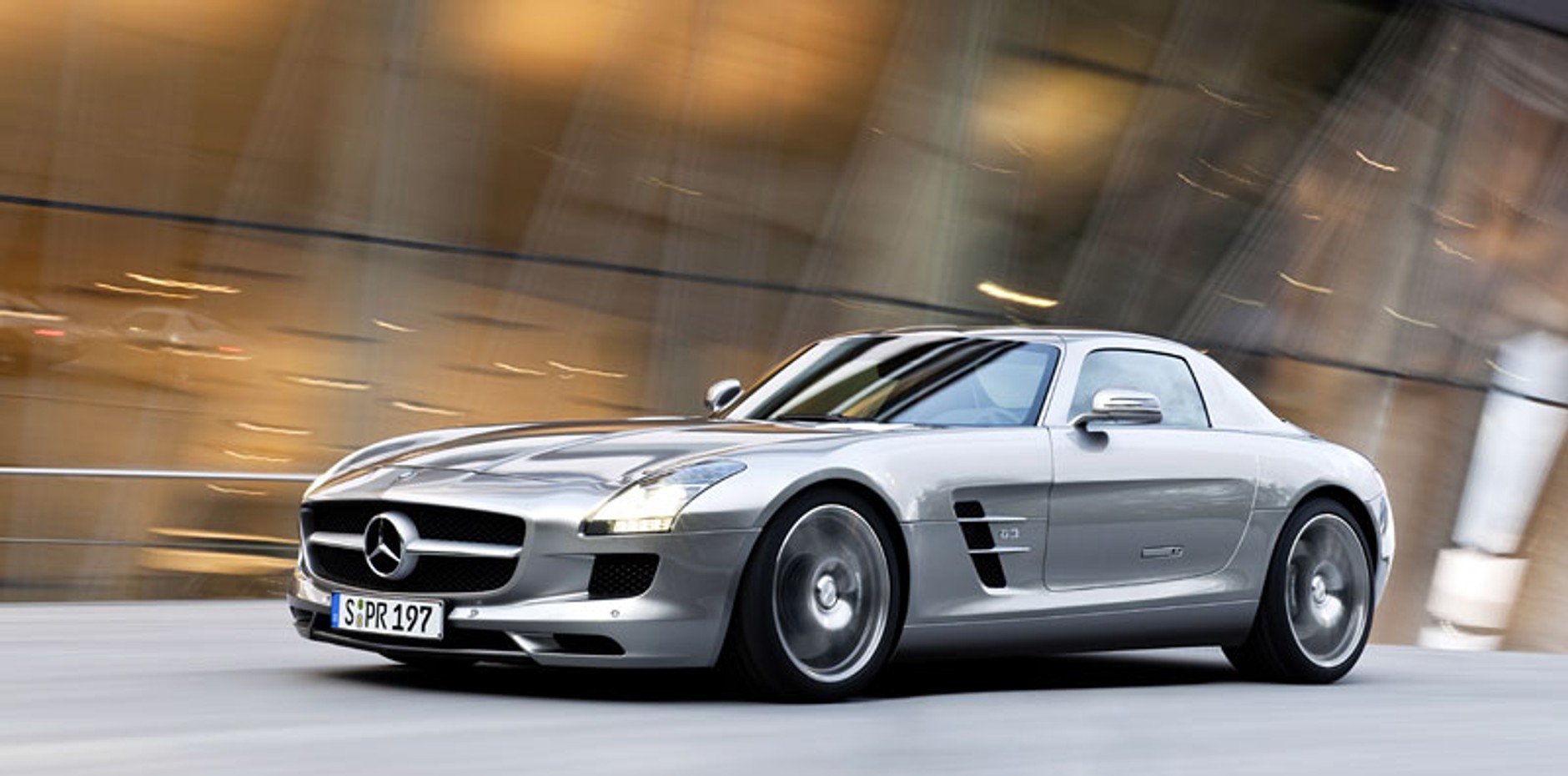 IAA Frankfurt 2009: Mercedes-Benz SLS AMG – Gullwing XXI wieku, pierwsze wrażenia
