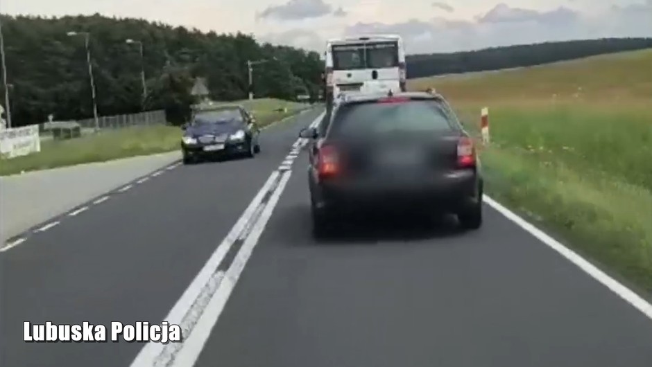 Kierowca Audi uciekał przed policją. Był pijany