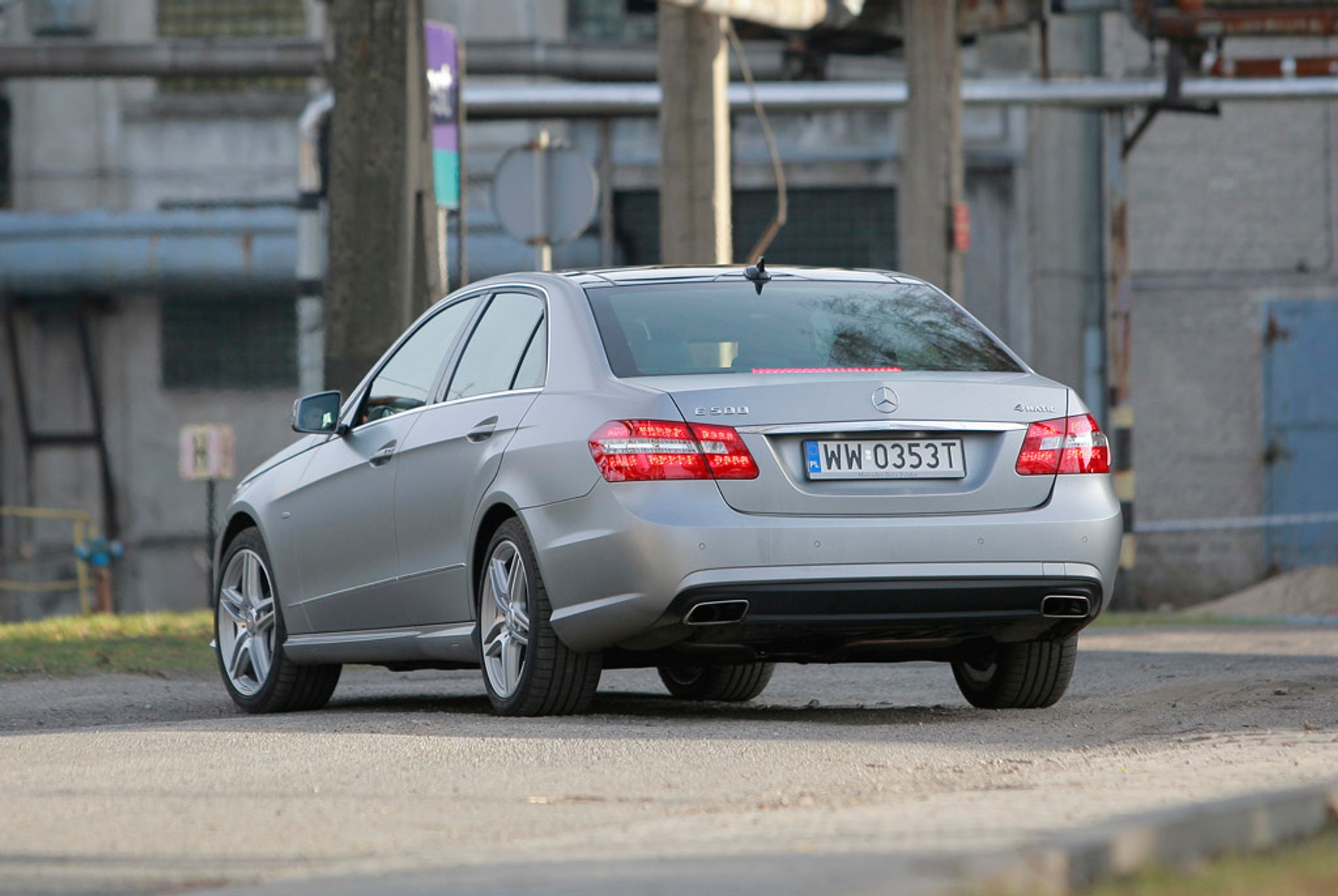 Mercedes E 500: rasowa limuzyna