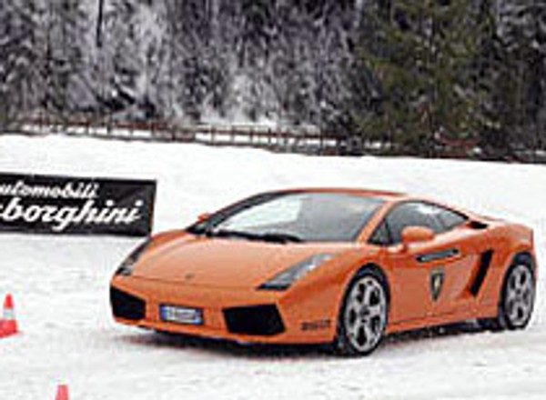 Lamborghini Winter Academy – zimowe zabawy z byczkiem