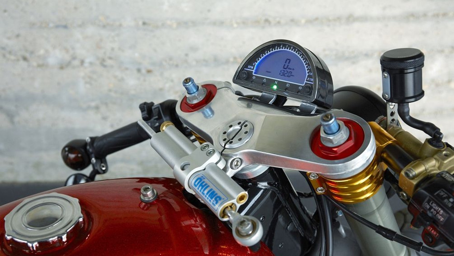Yamaha TR1 Cafe Racer