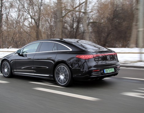 Mercedes EQS