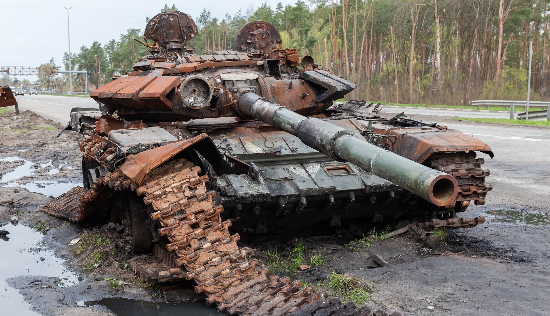 Rosyjski czołg zniszczony w Ukrainie