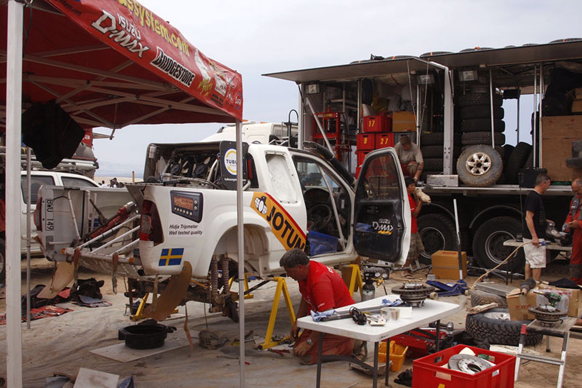 Rajd Dakar 2010: Przygoński już 8, Sonik broni honoru (12. etap na żywo, wyniki, foto)