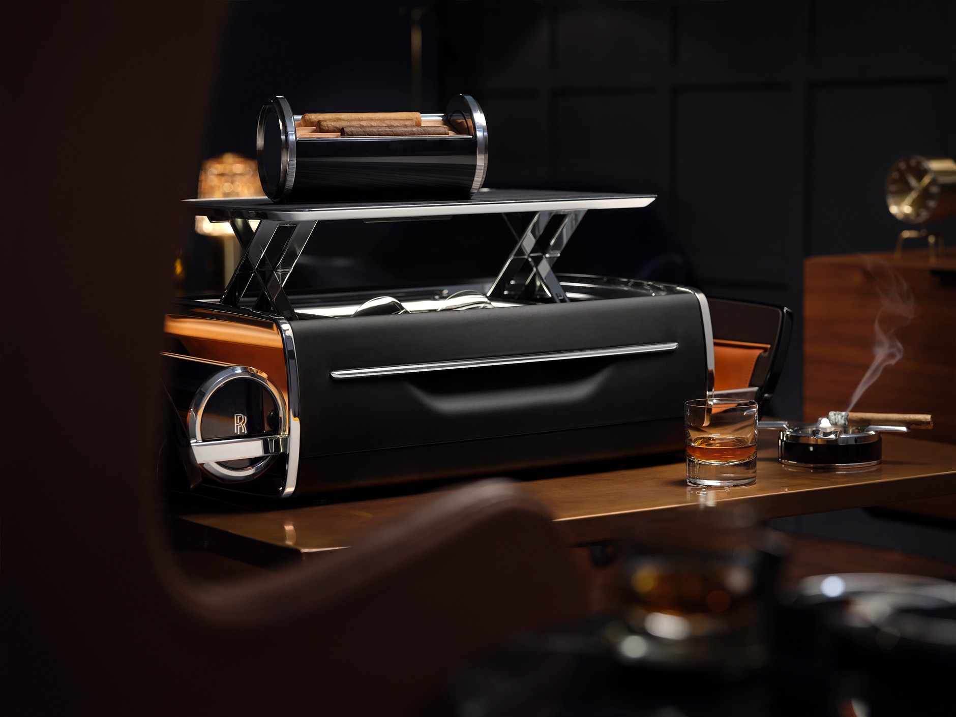 Rolls-Royce Cellarette z Kolekcji Konesera