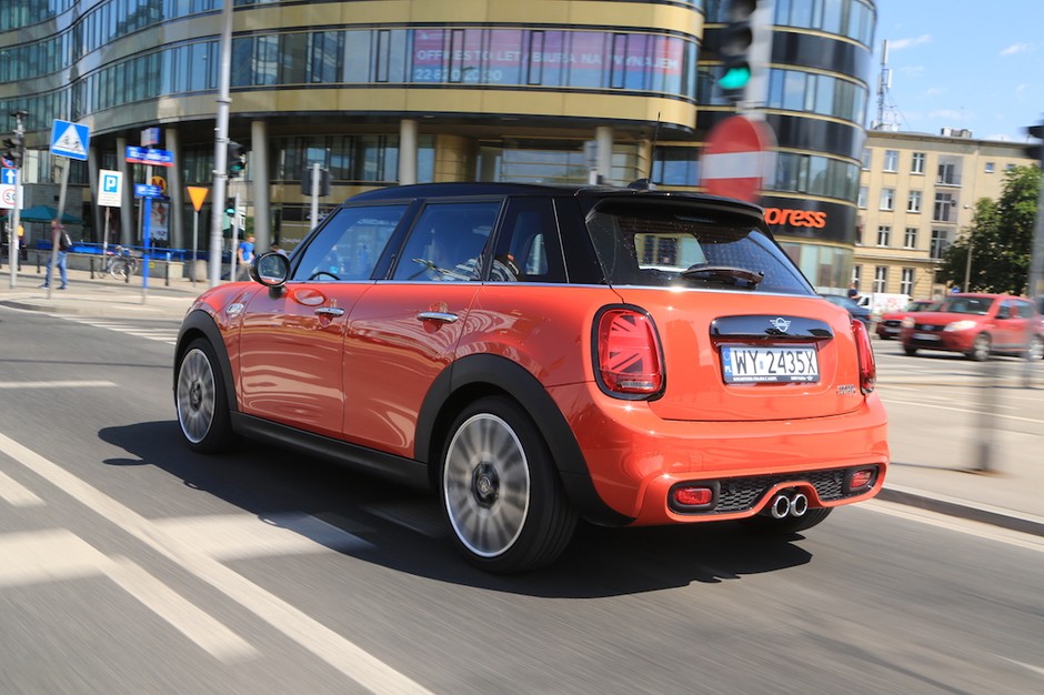 Mini Cooper S – wcale nie takie małe