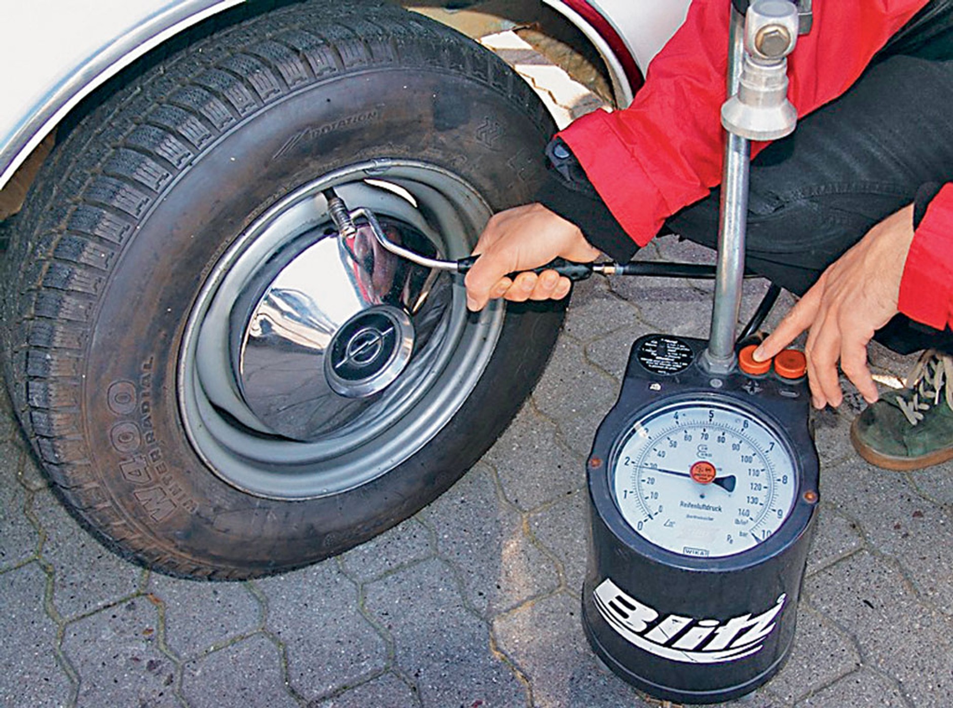 Jak przygotować auto do zimowego postoju?