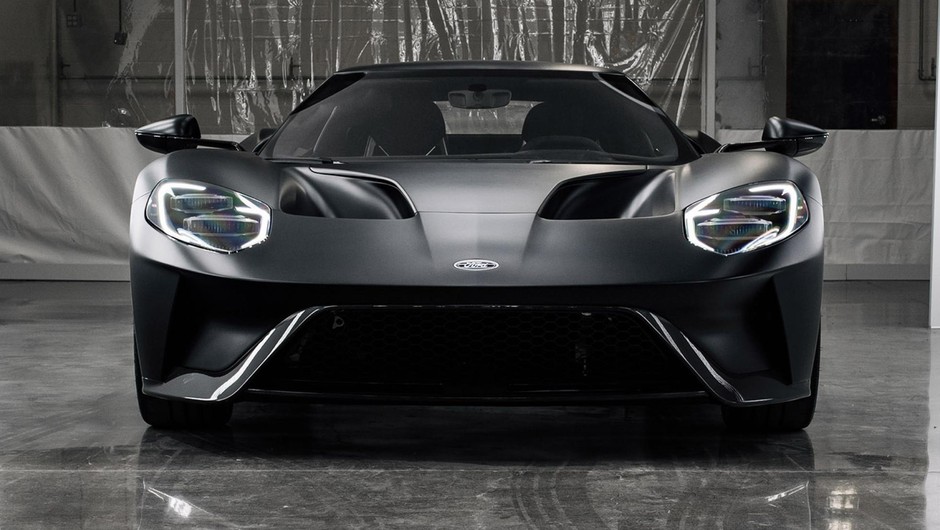 Pierwszy Ford GT zjechał z taśmy produkcyjnej