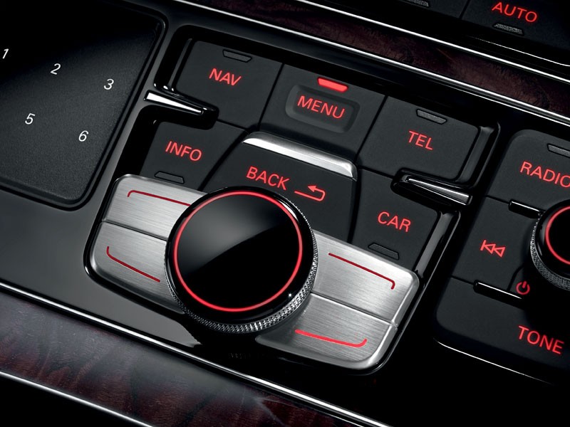 Nowe Audi A8: pierwsze zdjęcia i informacje