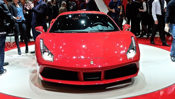 Genewa 2015 - Ferrari 488 GTB