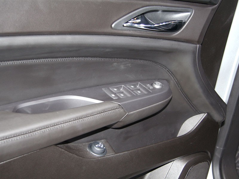 Genewa 2009: Cadillac SRX – europejska premiera