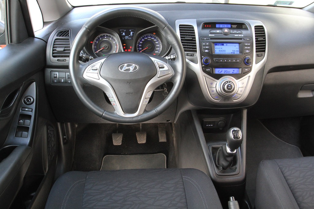 Toyota Verso S kontra Hyundai ix20 i Citroen C3 Picasso: czy to vany idealne na miasto?