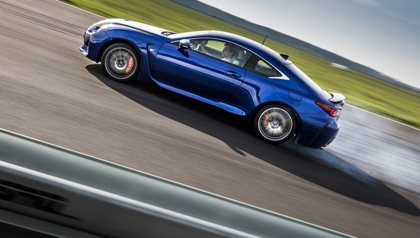Lexus LC 500: premiera na torze Silesia Ring