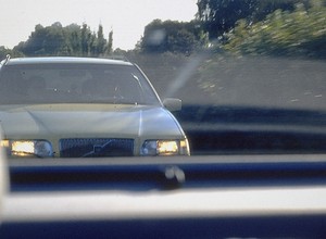 Czy mam hamować, bo komuś się spieszy? Przepisy zmieniono, patologia na drogach ma się dobrze