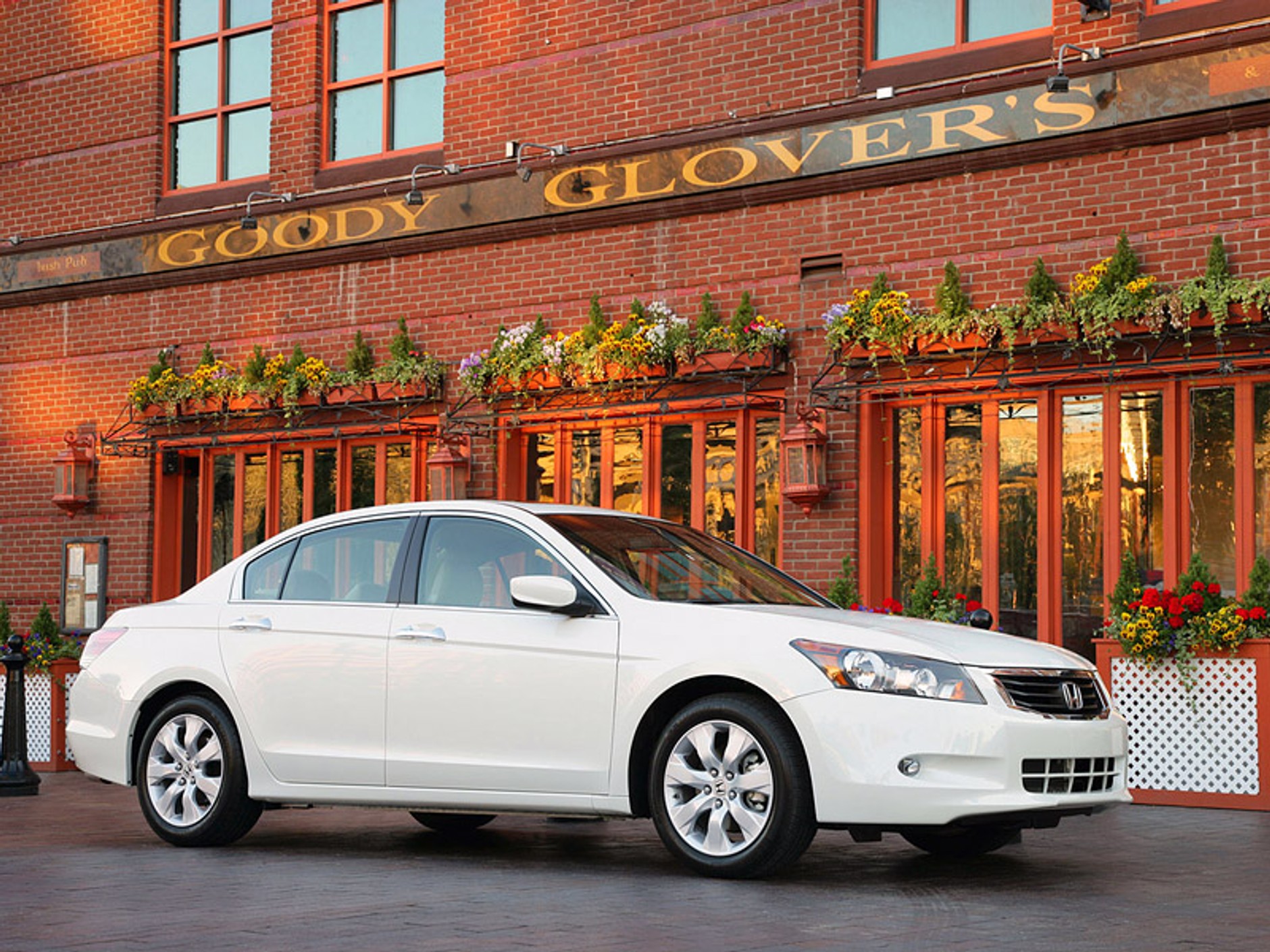 Nowa Honda Accord dla rynku północnoamerykańskiego