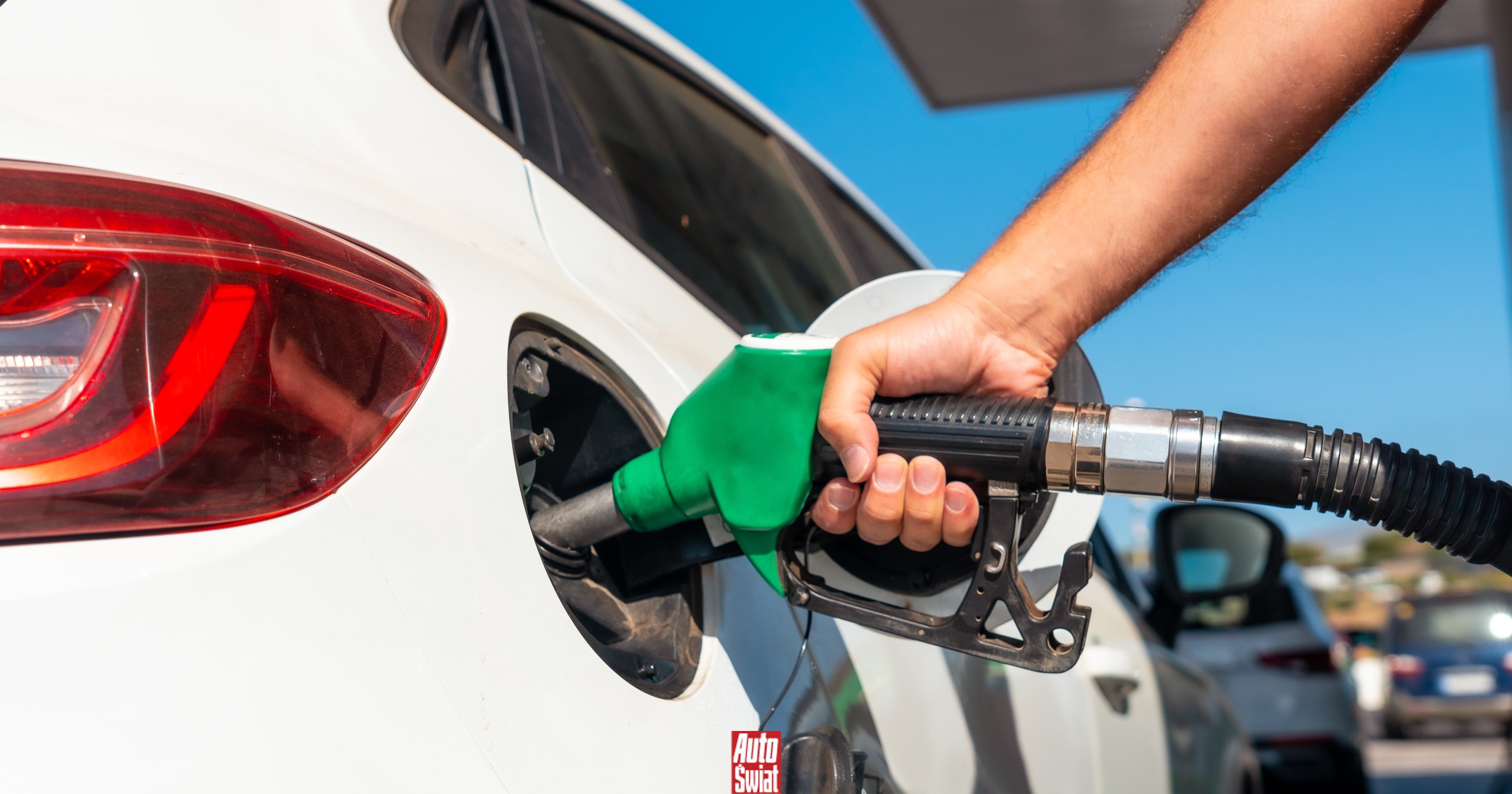 Paliwo premium nie zawsze może pomóc silnikowi. Czasem potrafi doprowadzić do remontu