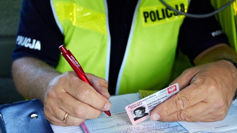 Czy mandaty powinny być wyższe?