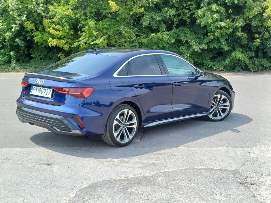 Audi A3 sedan 2024