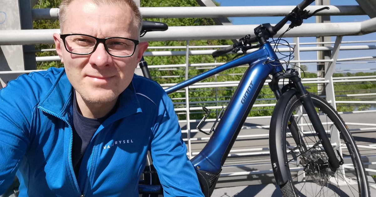Elektryczne wspomaganie w rowerze wydłuża realny zasięg jednośladu. Taki pojazd nie całkiem, ale jednak w dużym stopniu zastępuje samochód w warunkach miejskich