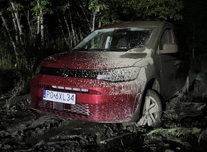 Kiedy #vanlife wejdzie za mocno. Jak zakopałem się Volkswagenem Caddy California