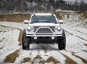 Papieski Ford Bronco wraca. Papież Franciszek nim nie pojeździ