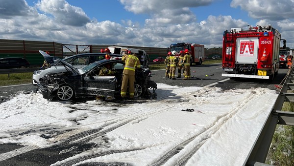 Kobieta za kierownicą. Statystyki wyraźnie pokazują, czy panie są niebezpiecznymi kierowcami