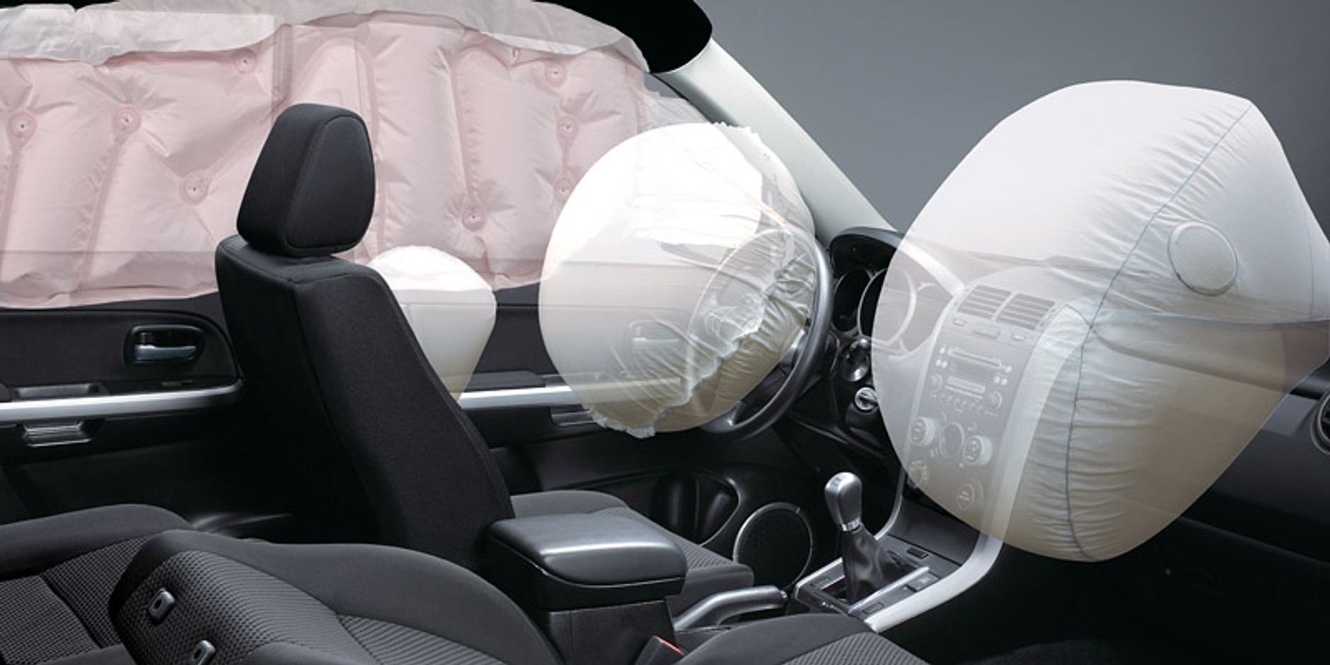 Suzuki: unowocześniona Vitara w salonach (ceny i fotogaleria)