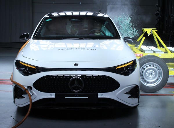 Euro NCAP rozbiła aż 19 nowych samochodów. Bardzo dobre wyniki, ale były też wpadki