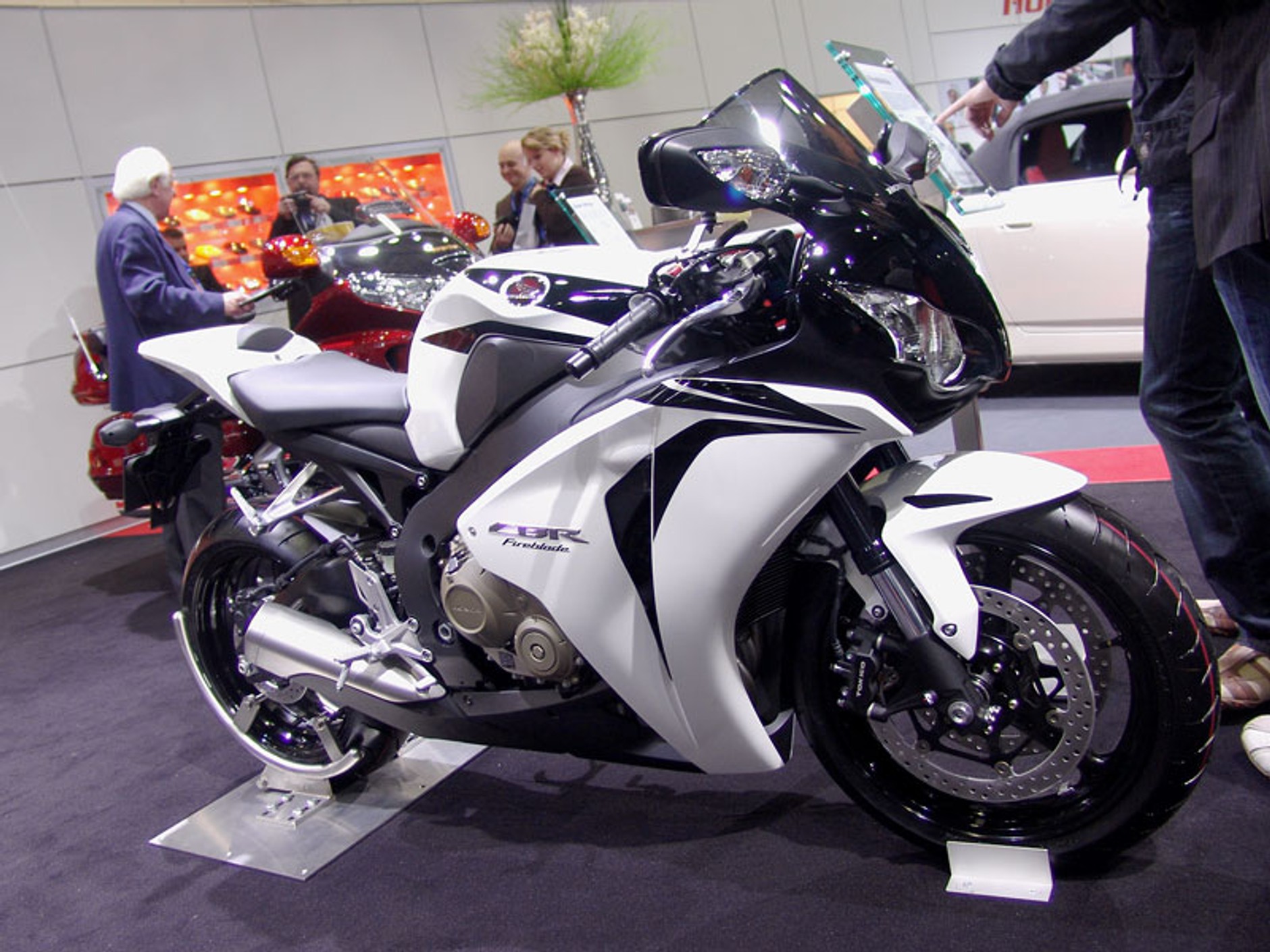 AMI/AMITEC 2008: motocykle i skutery (fotogaleria)