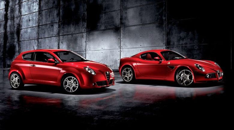 Alfa Romeo Mi.To: pierwsze zdjęcia wnętrza i porównanie do 8C Competizione