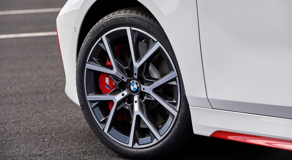 Przednie opony BMW 128ti