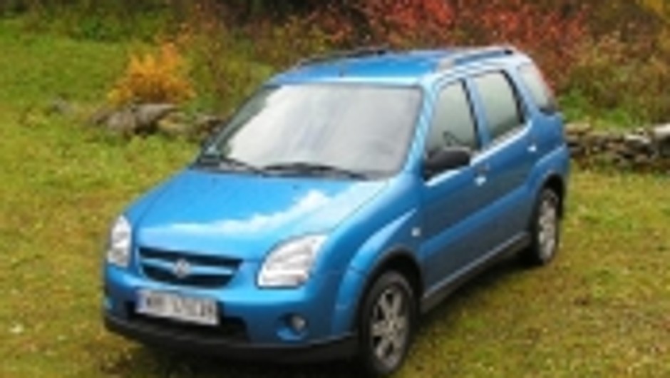 Suzuki Ignis: Z podciętymi skrzydłami