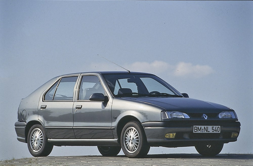 Renault 19