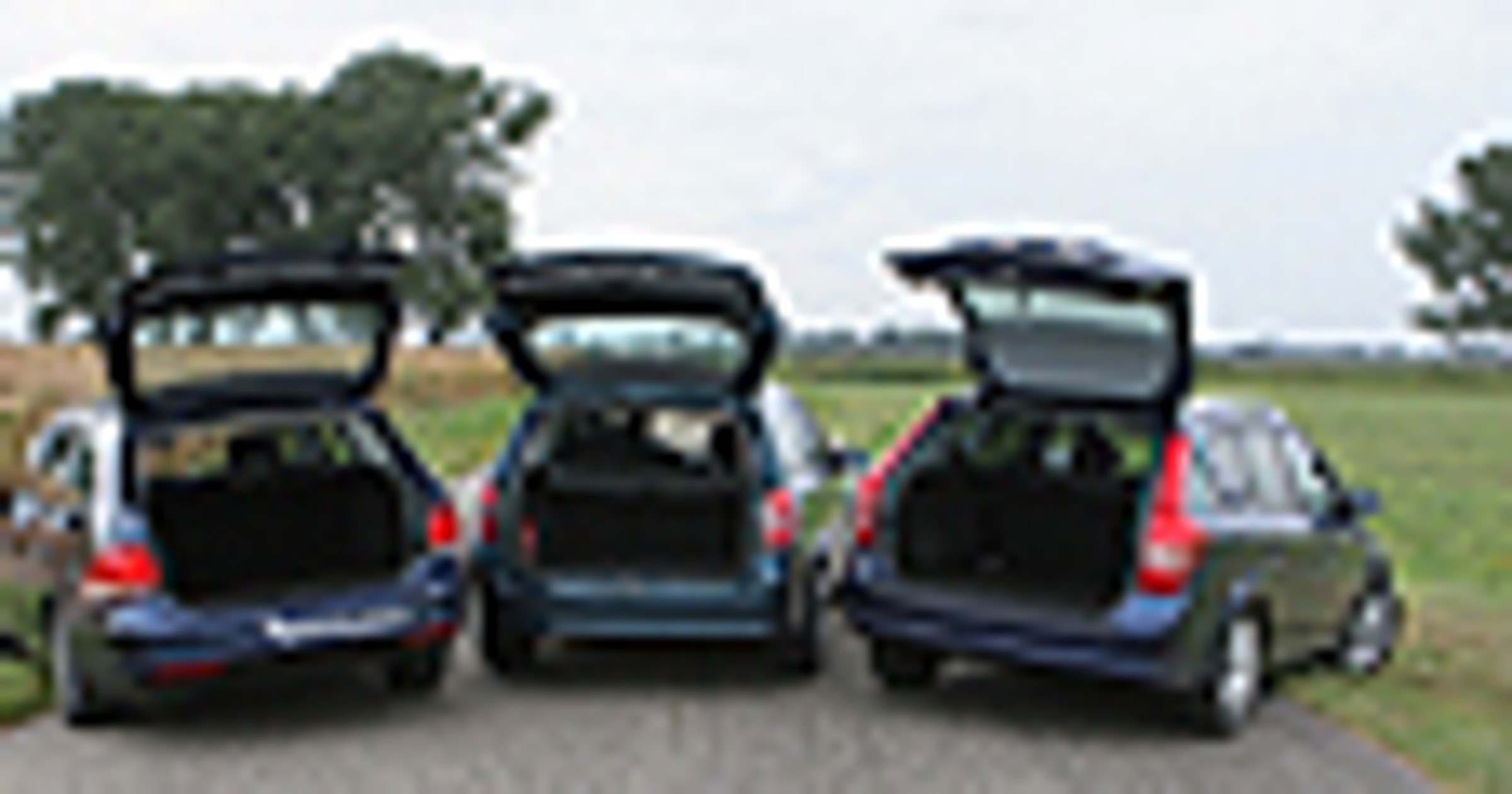 Opel Astra, Kia Ceed, Volkswagen Golf - Pakowne i szybkie kombinowanie