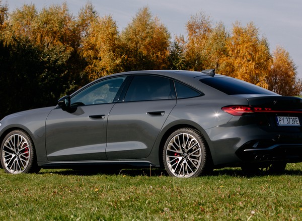 Sprawdziłem, jakie samochody klasy premium kupują Polacy. Pojedynek dwóch SUV-ów