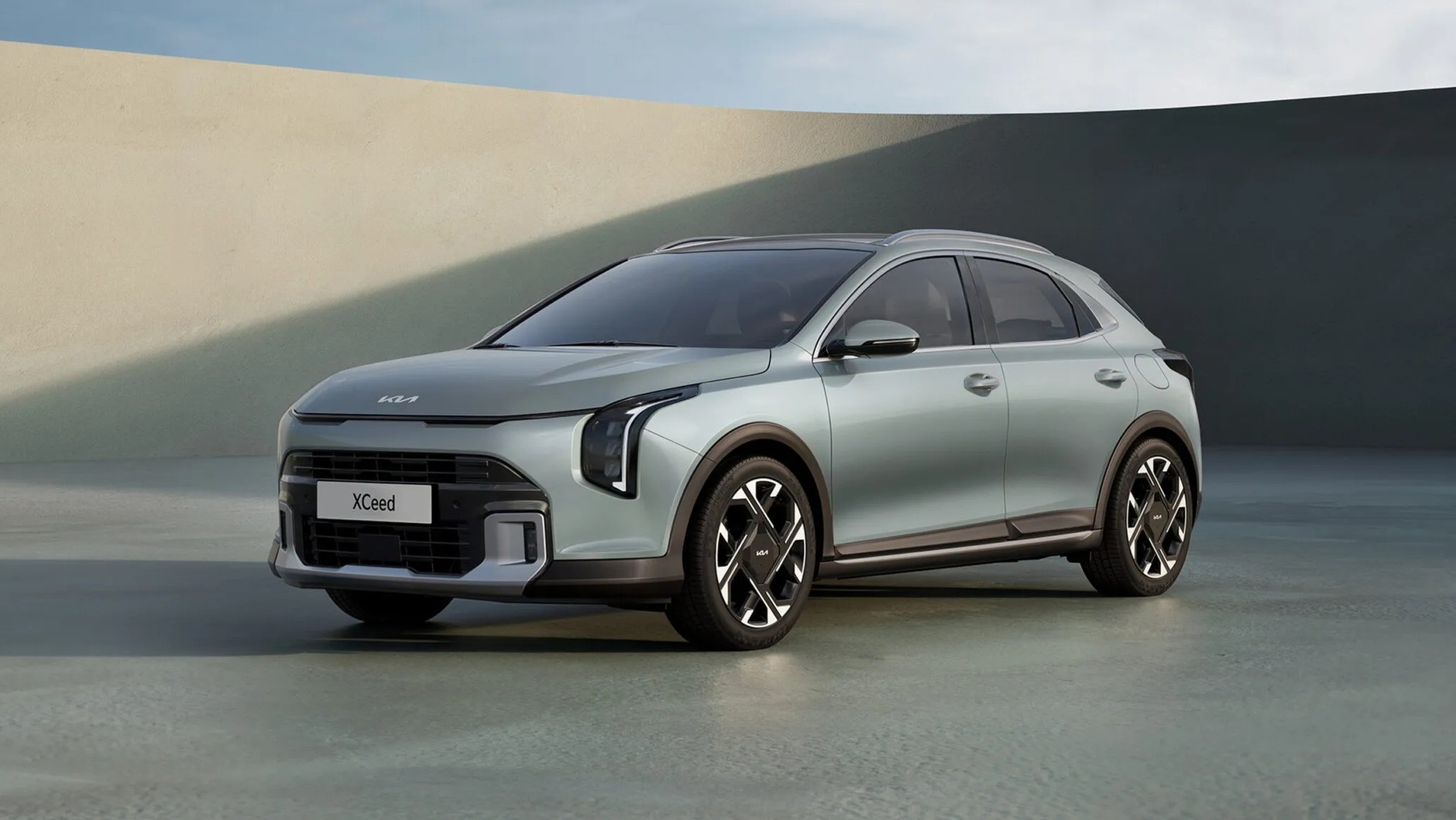 Wygląda jak elektryk, a to spalinowa Kia XCeed po dużym liftingu