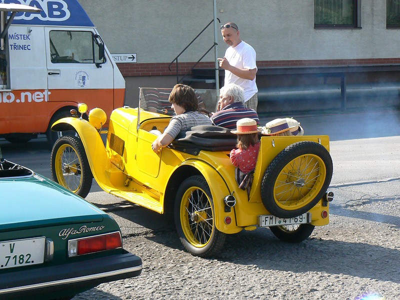 Oldtimery u podnóża Beskidów (fotogaleria)