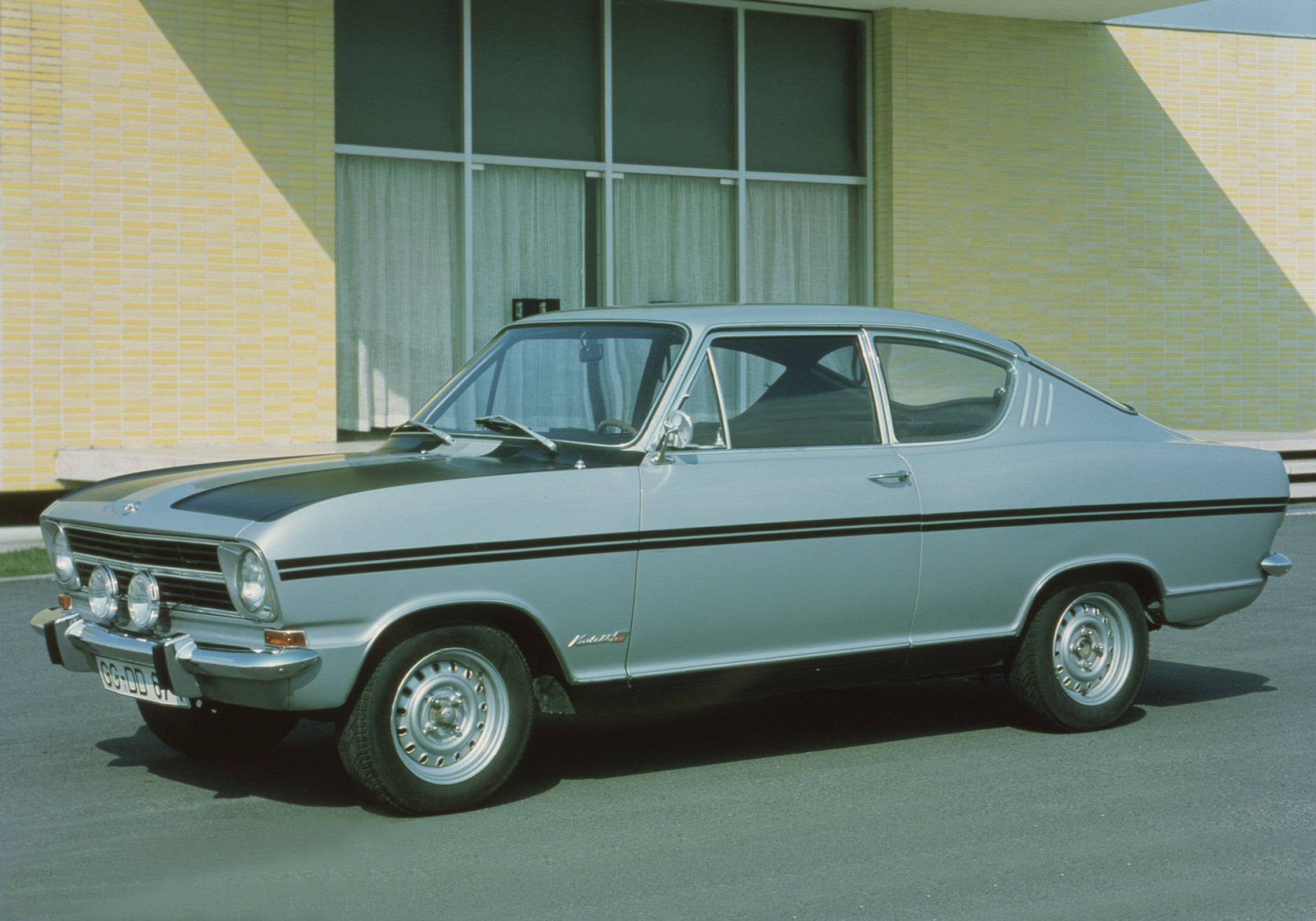 Opel Kadett B „coupé ze skrzelami”