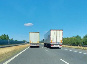 Nowe przepisy dla kierowców. Ministerstwo Infrastruktury szykuje zmiany