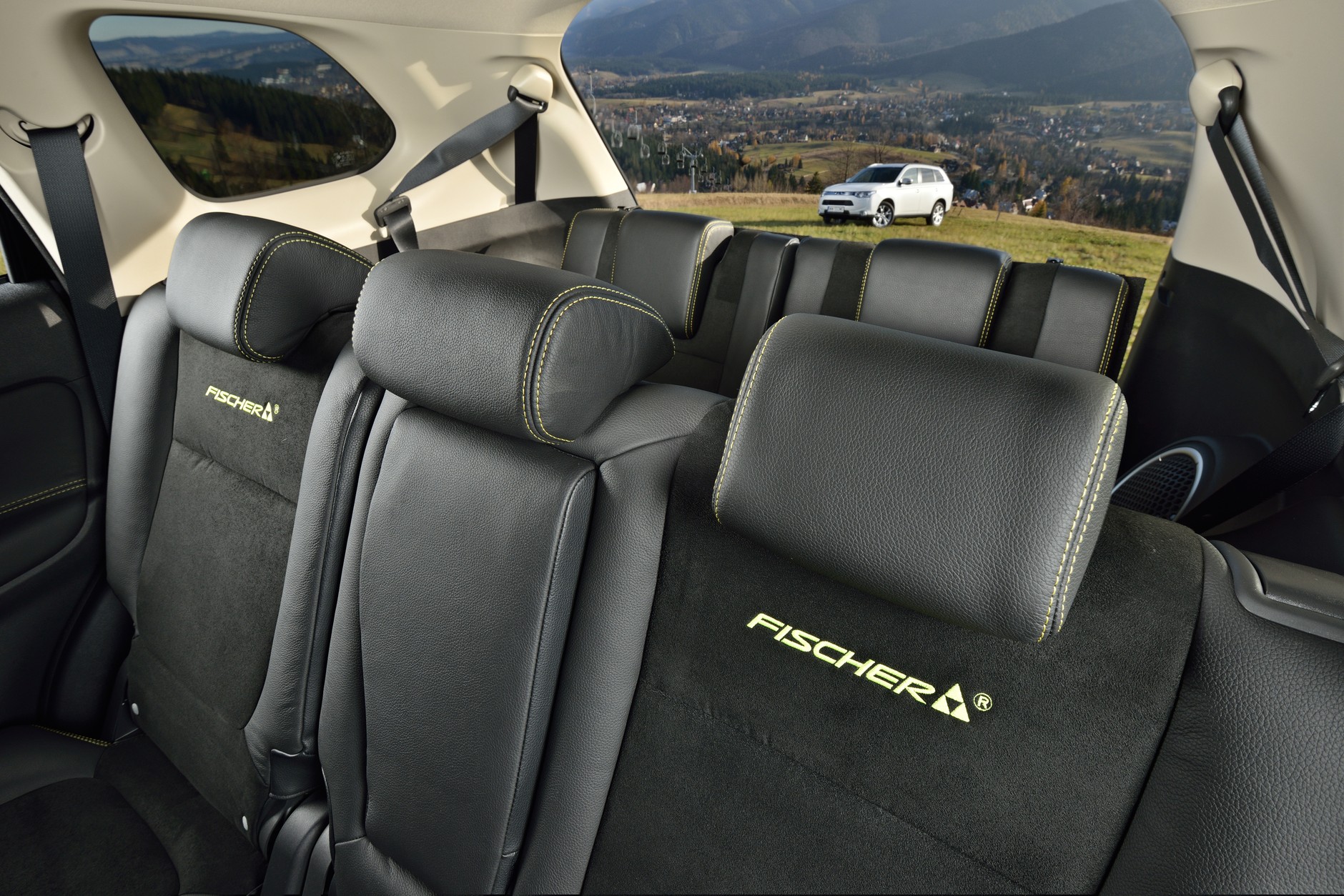 Mitsubishi Outlander Fischer