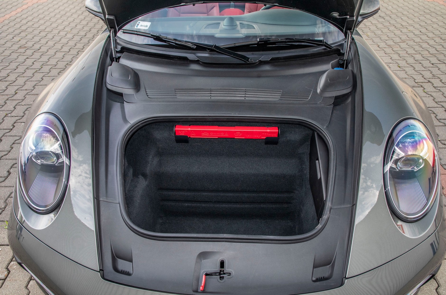 Porsche 911 Carrera 4S Cabrio