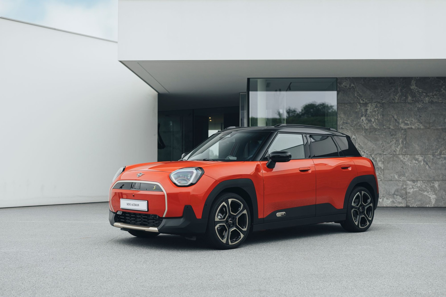 MINI Aceman