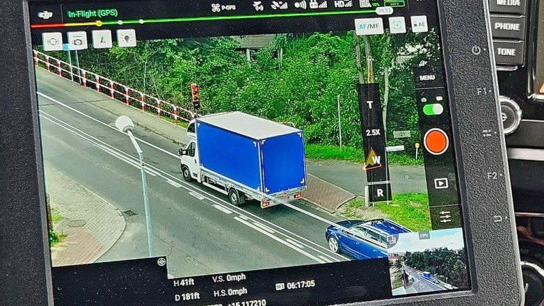Policyjna kontrola kierowców z wykorzystaniem dronów