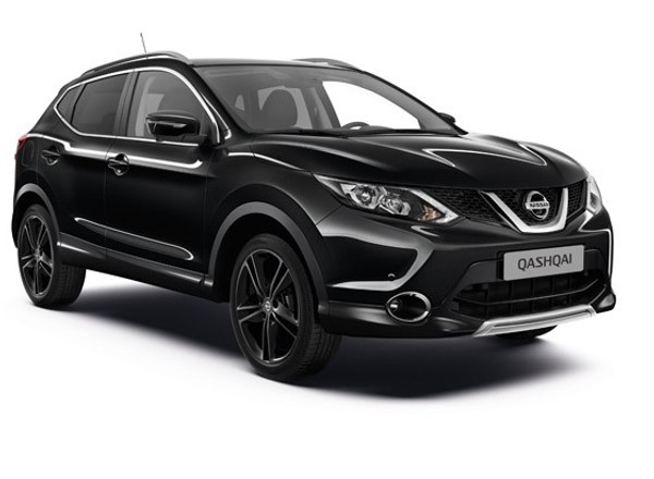 Nissan Qashqai Black Edition - crossover w smokingu