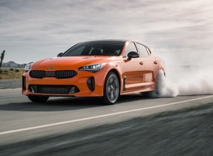 Kia Stinger GTS - wersja do driftowania!