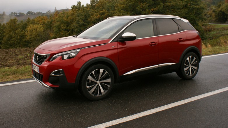 1. Peugeot 3008 319 punktów