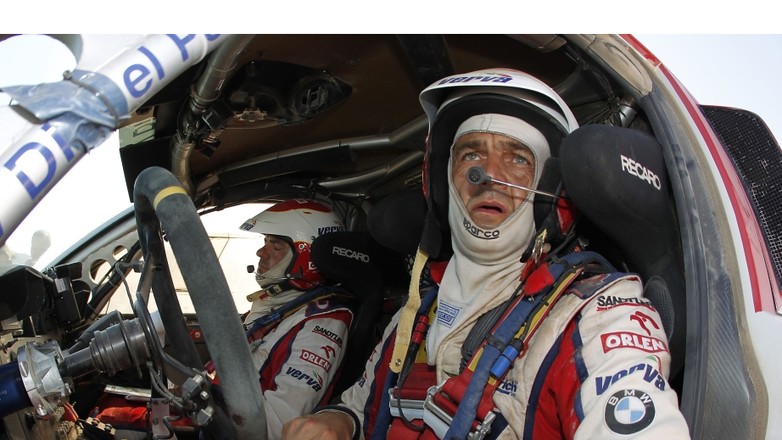 Hołowczyc wystartuje Mini w Rajdzie Dakar 2012