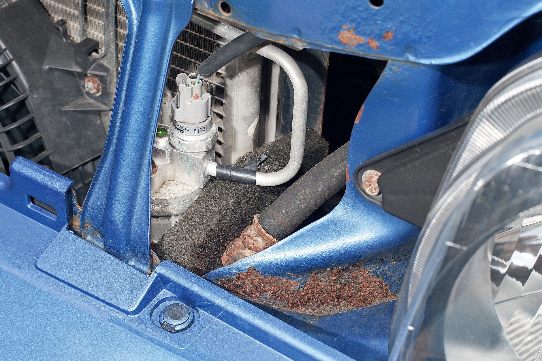 Suzuki Jimny - mały terenowy gigant z kilkoma problemami