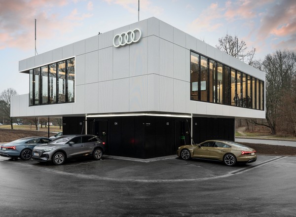 Luksusowa stacja ładowania "elektryków" Audi. Możesz tam odpocząć