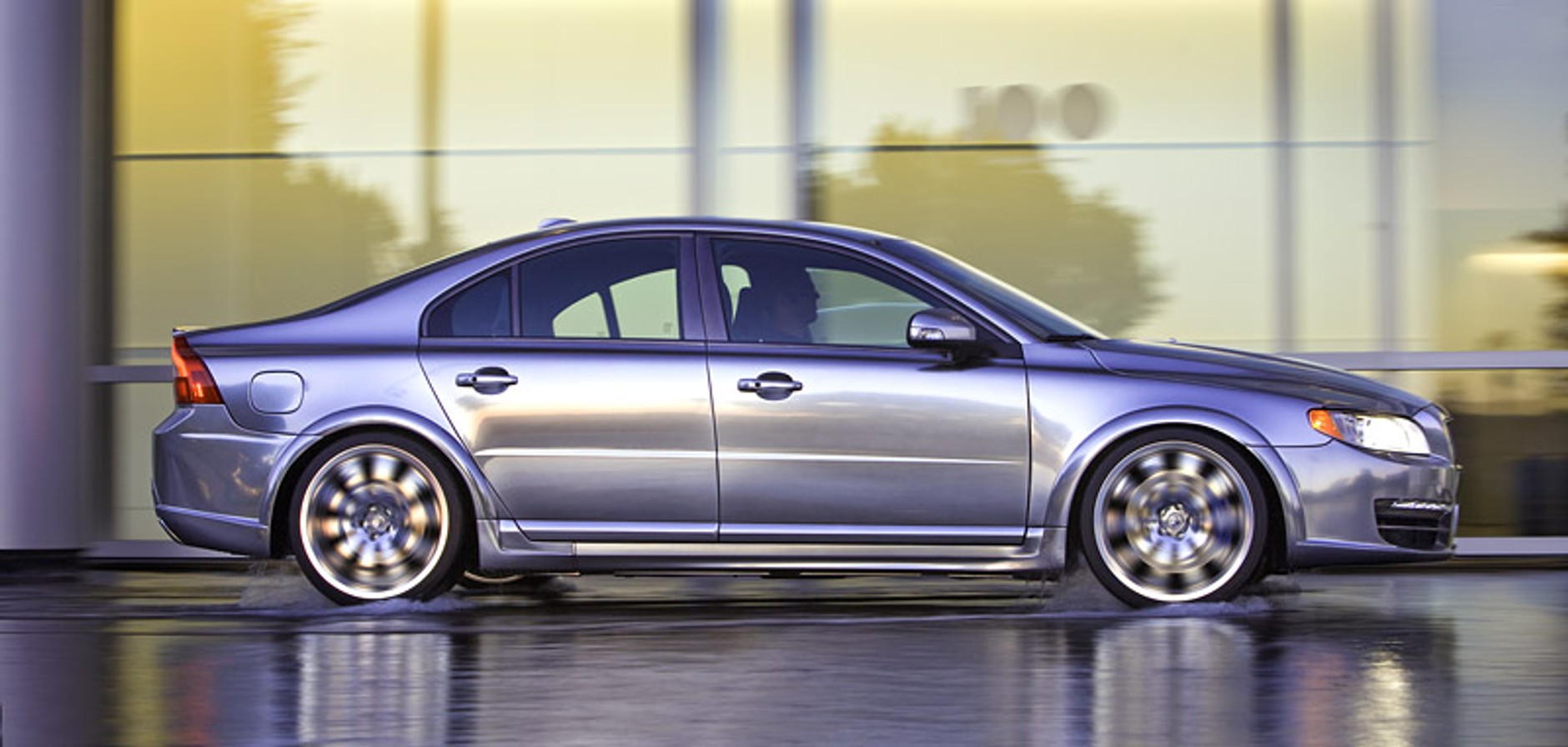 SEMA 2007: Volvo S80 T6 pod opieką spółki Heico Sportiv